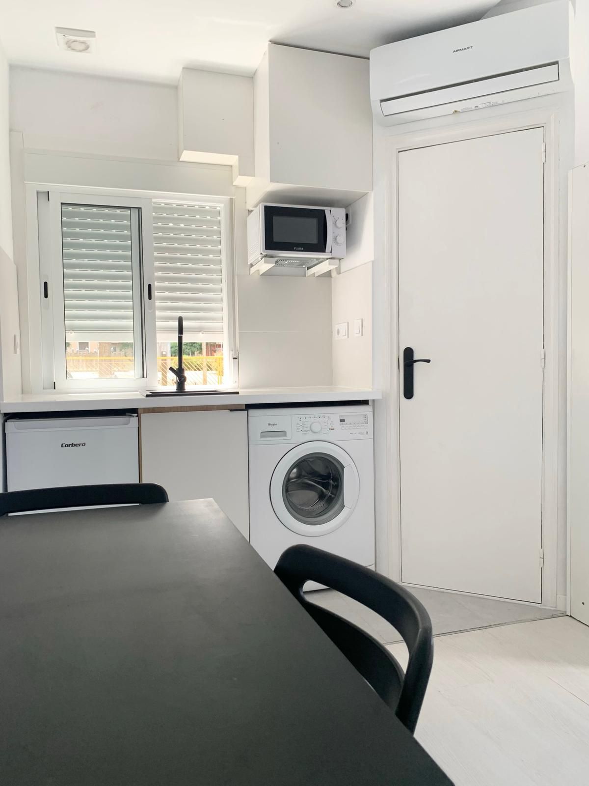 Estudio en alquiler en Barcelona (7)