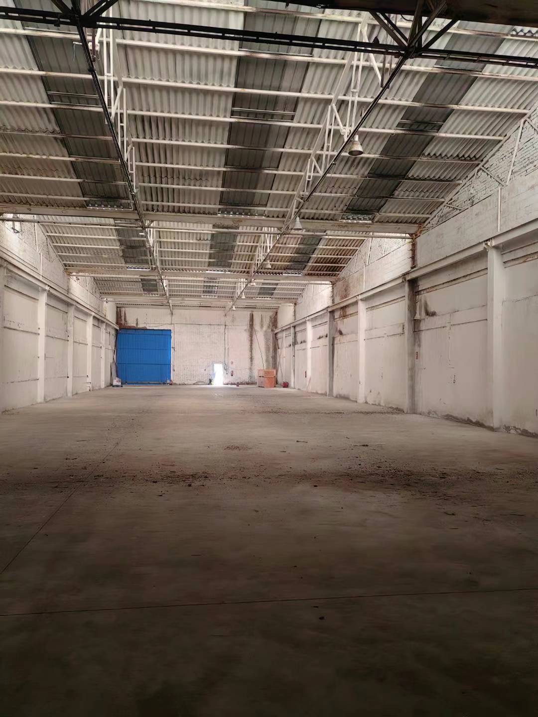 Nave industrial en alquiler en Pinto (3)