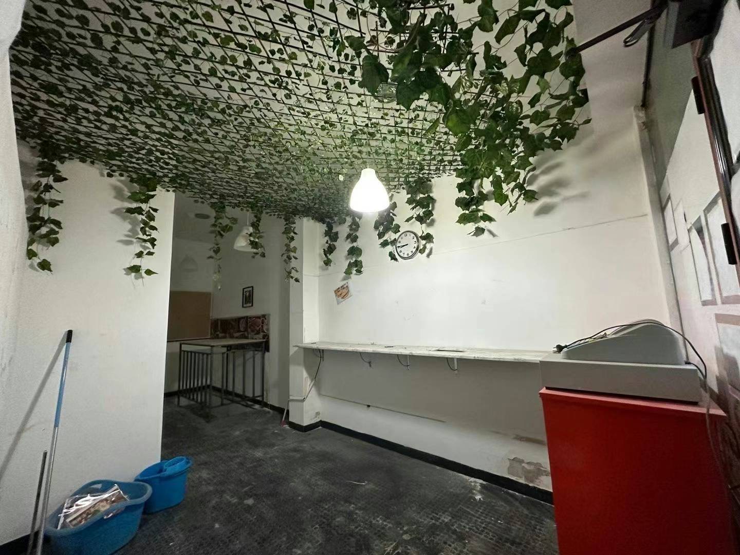 Local comercial en alquiler en Madrid (2)