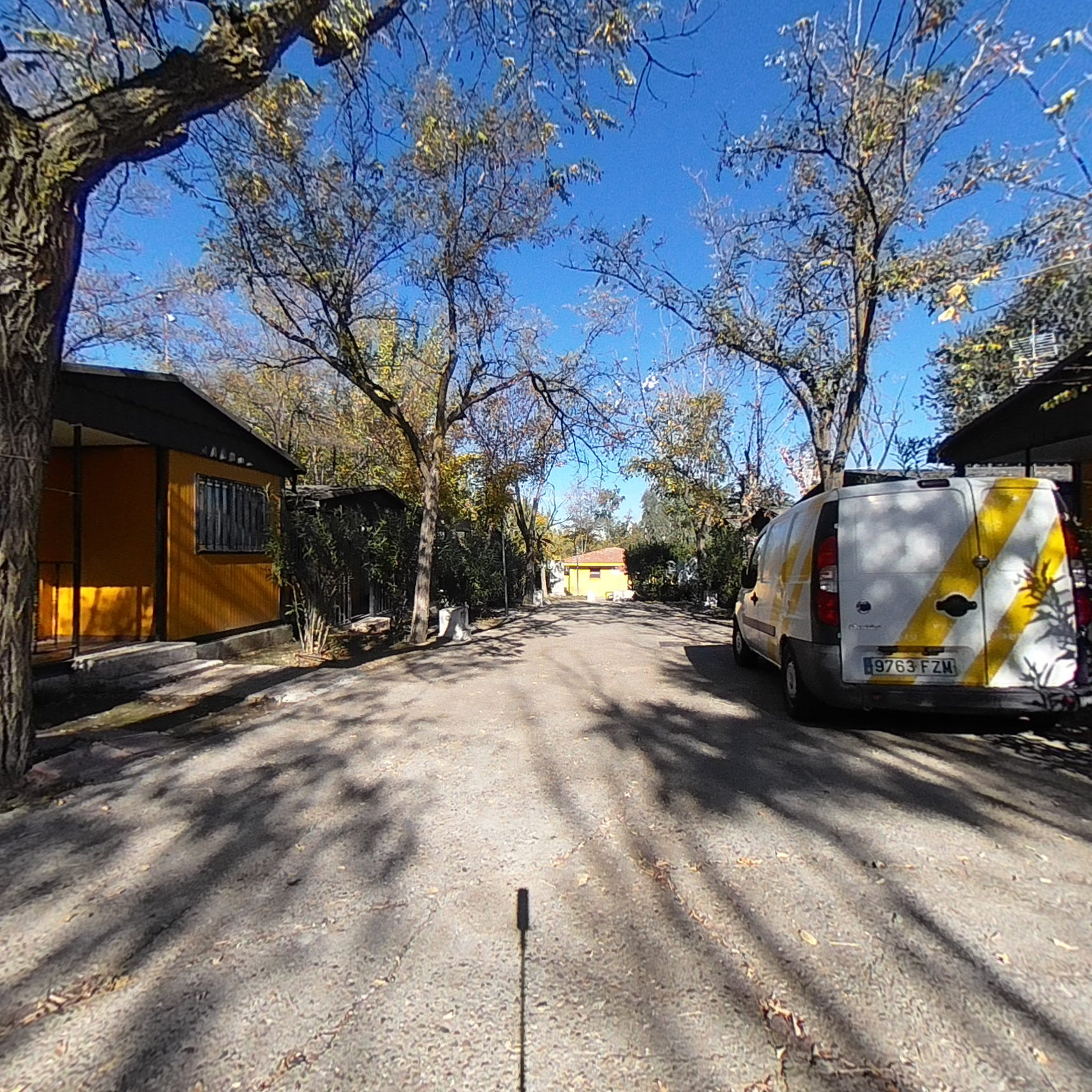 calle Bungalow 1